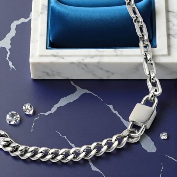 ποΈPadlock Freshwater Pearl 18K White Gold Plated Stainless Steel Necklace - Picture 7 of 15